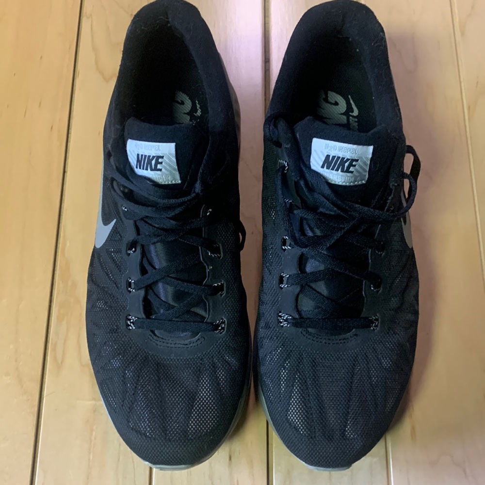 Men’s Nike lunar glide water repel. Great shape. Hardly worn.